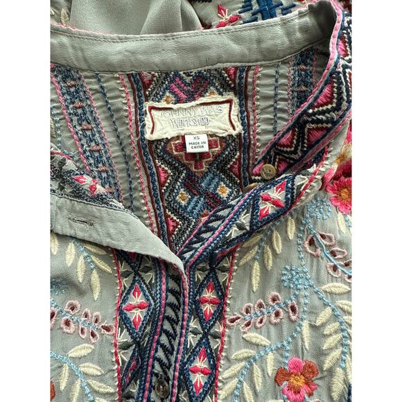 Johnny Was Ellie 100% Silk Boho Embroidered Wide Hem Dress Size XS - Picture 11 of 15